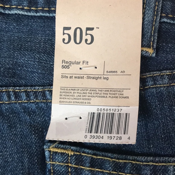 Levi’s 505 Jeans - Picture 4 of 7